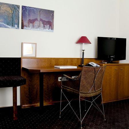 Hotel Restaurant Piaerdestall Hoevelhof Экстерьер фото